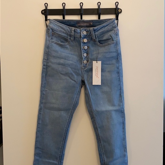 Lola Skinny 5 Button Fly Jean - Picture 8 of 8